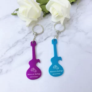 Wedding Guest Gifts Party Favors Custom Guitar Shaped Keychain Bottle Openers Wedding Souvenirs Personalised Key Rings