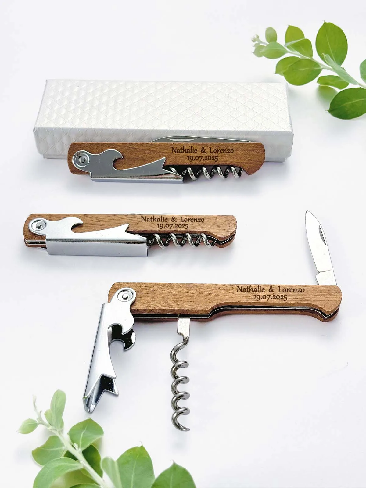 Wedding Souvenirs Personalized Wine Opener with Box Custom Engraved Wooden Corkscrew Party Favors Gifts for Guests - Image 2